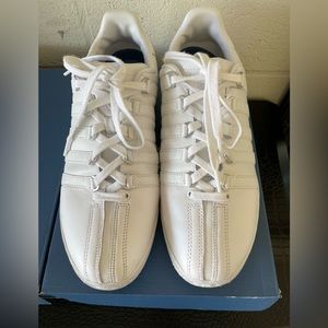 K Swiss Men Size 11.5/Preowned 1 pair